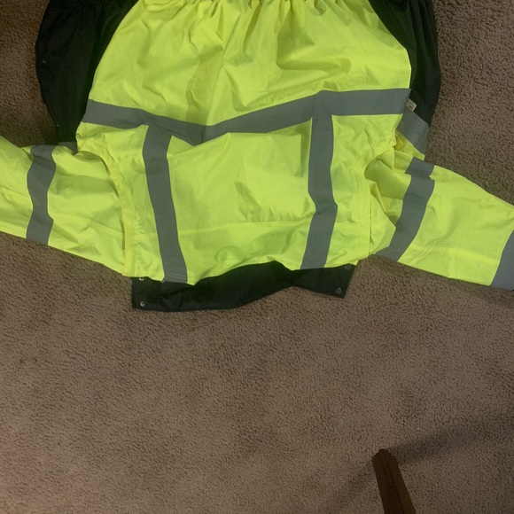 Reflective work jacket - Picture 7 of 7